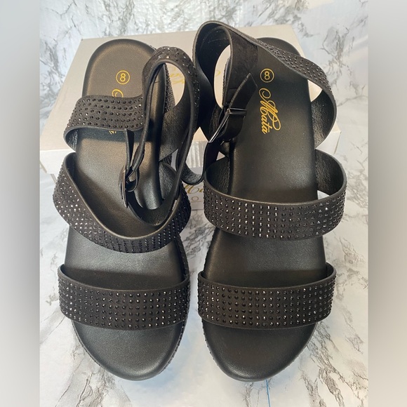 Mata Shoes Black Rhinestone Platform Sandel Size 8.5 - Picture 3 of 9